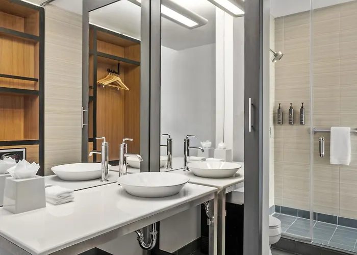 Aloft By Marriott Chicago O'hare 3*
